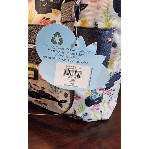 Lily Bloom Dakota Tote with Whale Design Retails $69 NWT - Picture 5 of 7